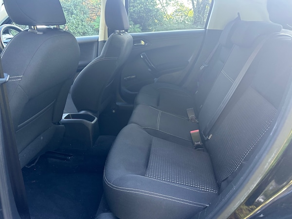 Used Peugeot 208 2016 for sale - 76070533: Photo 24
