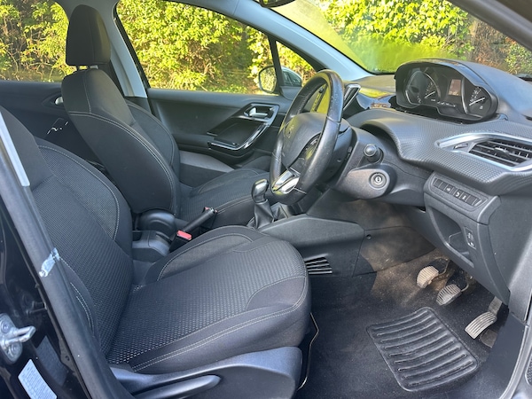 Used Peugeot 208 2016 for sale - 76070533: Photo 29
