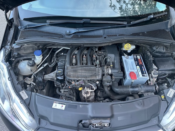 Used Peugeot 208 2016 for sale - 76070533: Photo 6
