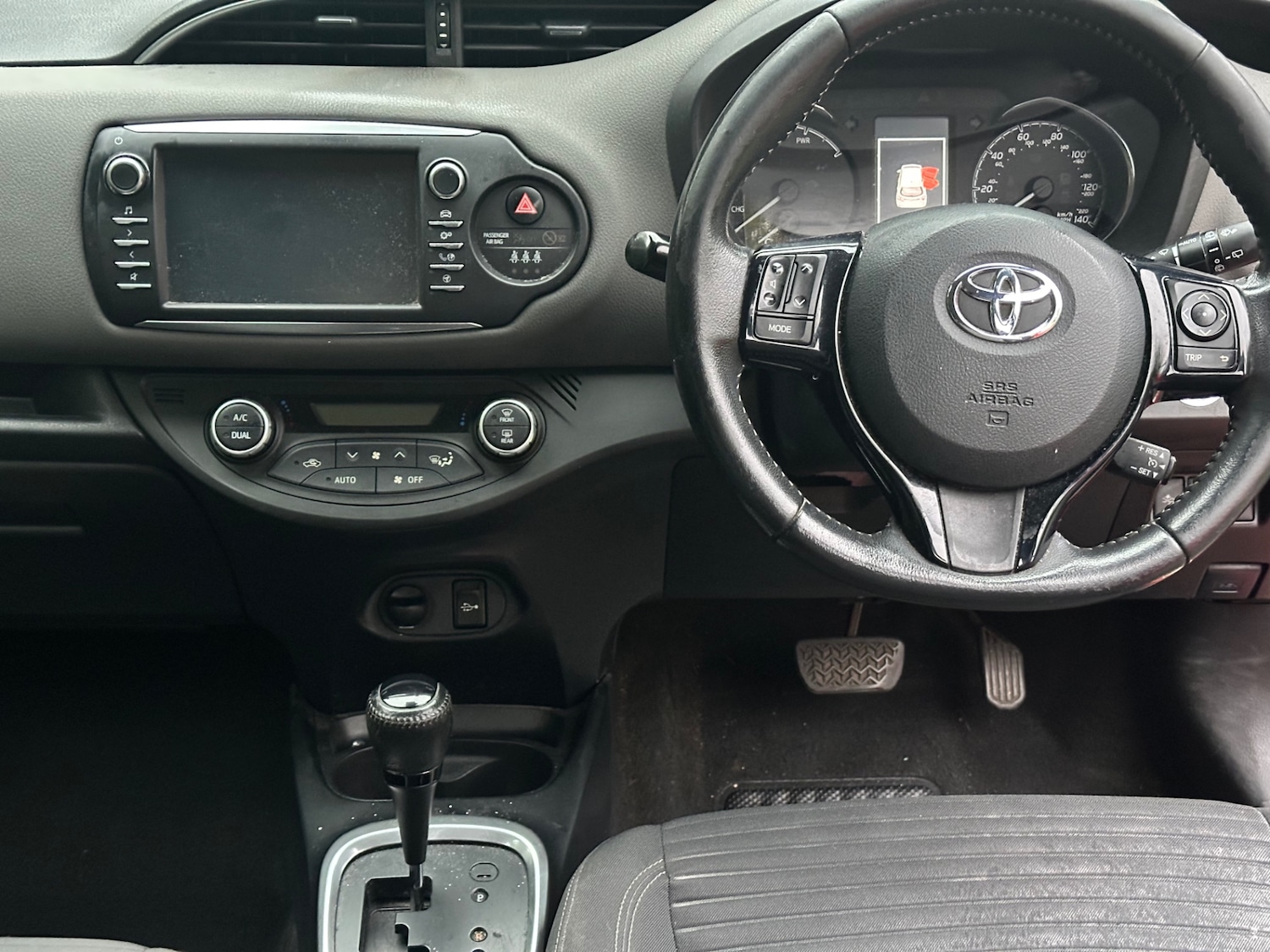 Used Toyota Yaris 2017 for sale - 76591686: Photo 17