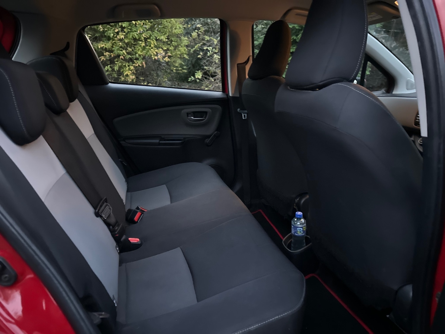 Used Toyota Yaris 2017 for sale - 76591686: Photo 37