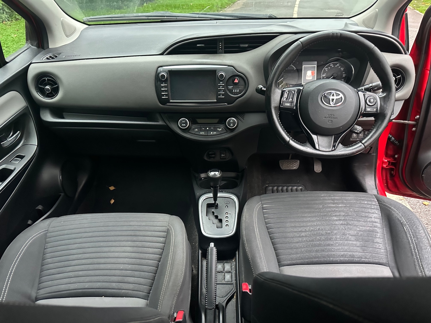 Used Toyota Yaris 2017 for sale - 76591686: Photo 7