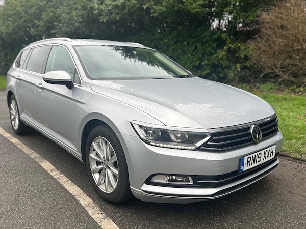Used Volkswagen Passat 2019 for sale - 73585186: Photo 1