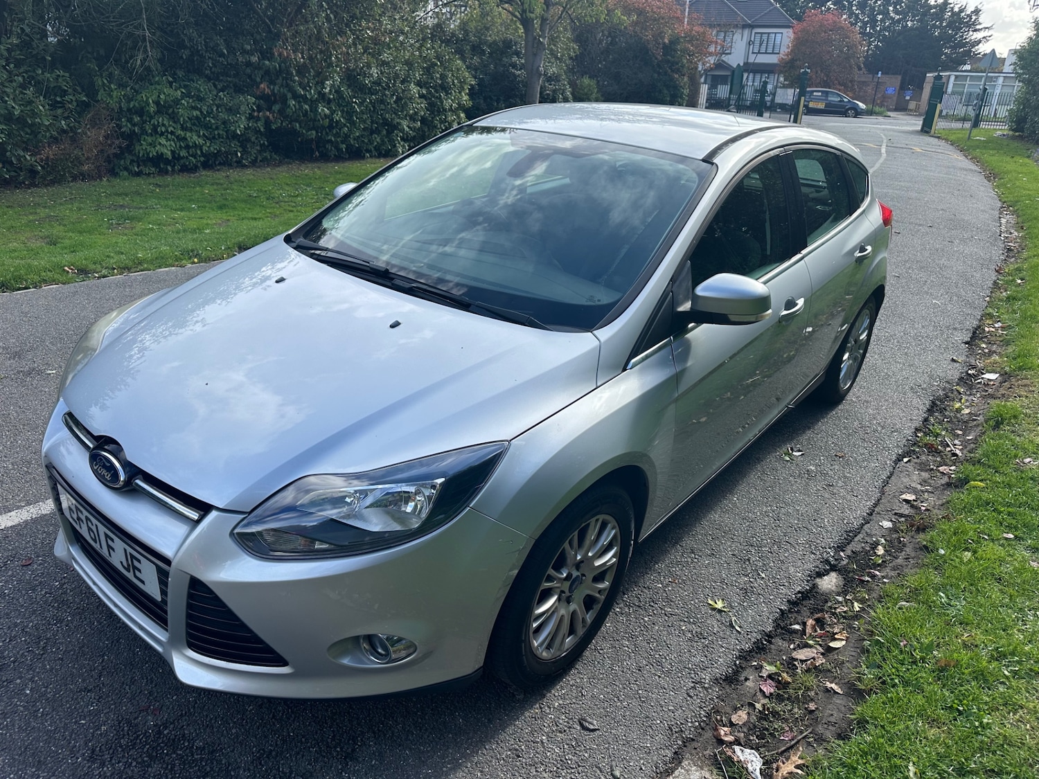 Used Ford Focus 2011 for sale - 76165302: Photo 17