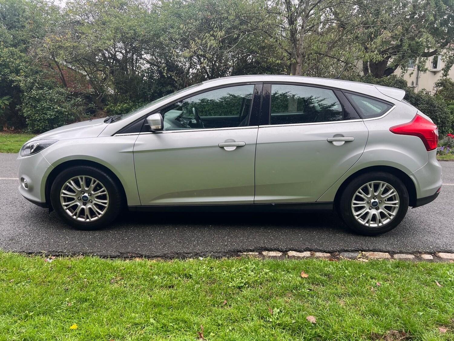 Used Ford Focus 2011 for sale - 76165302: Photo 27
