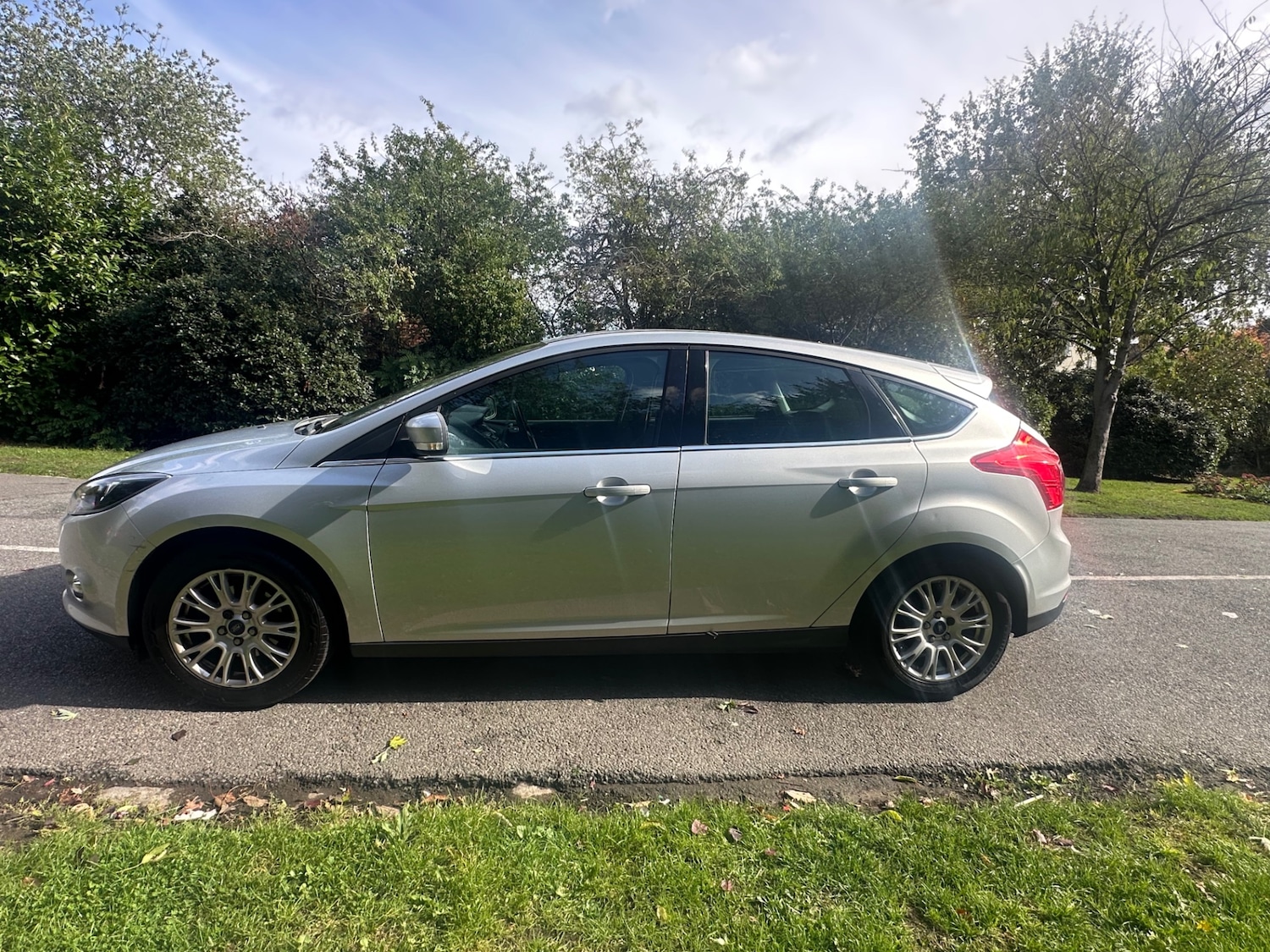 Used Ford Focus 2011 for sale - 76165302: Photo 3