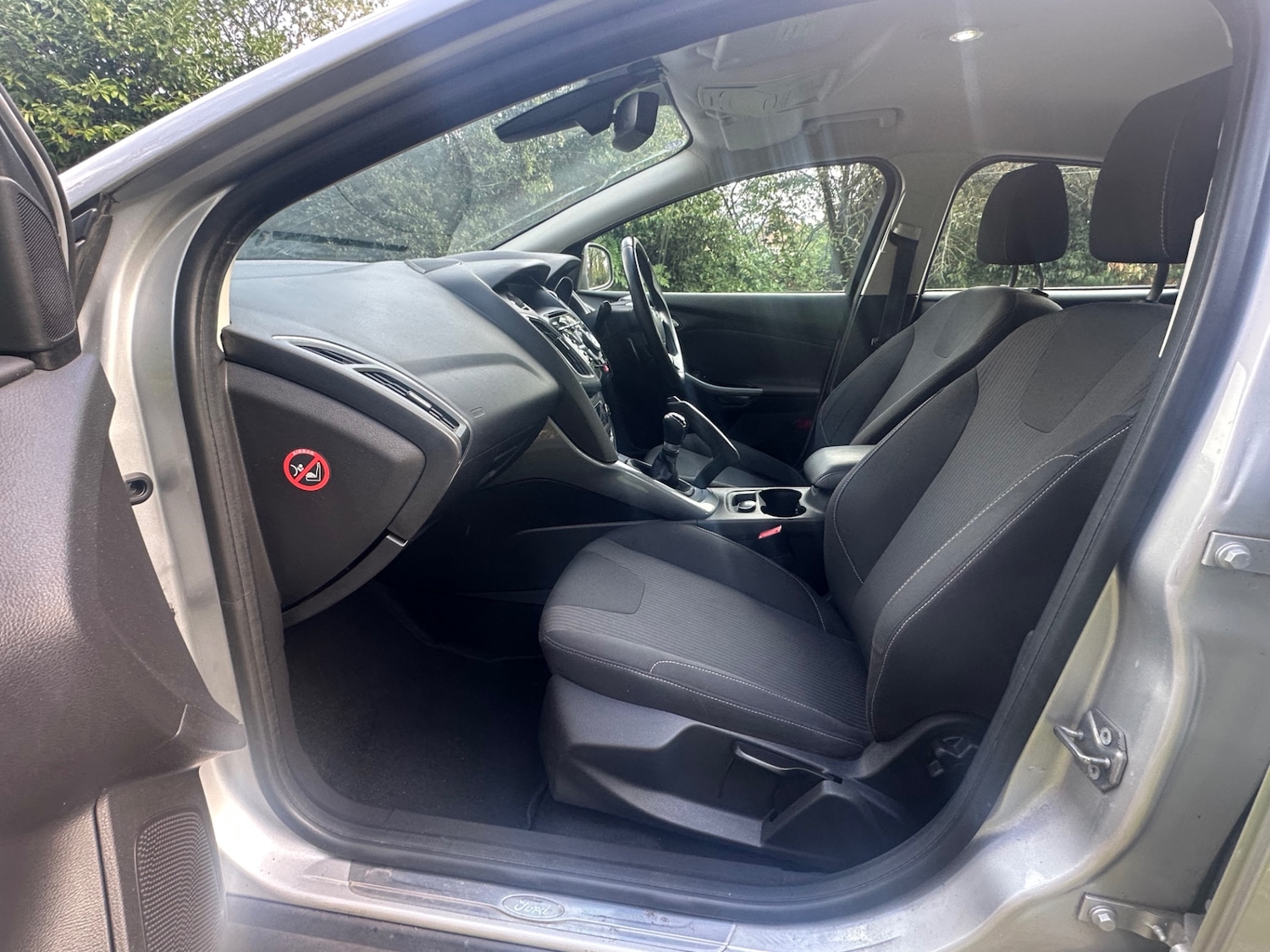 Used Ford Focus 2011 for sale - 76165302: Photo 8