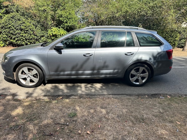 Used Skoda Octavia 2013 for sale - 75656142: Photo 11
