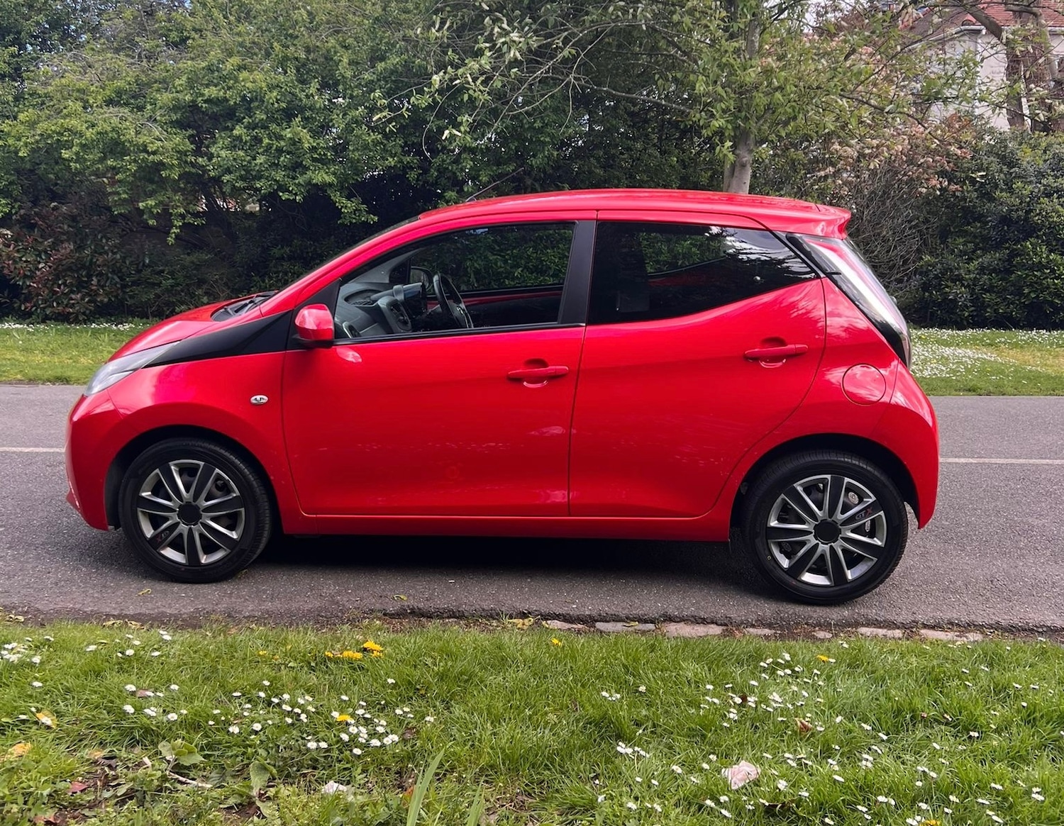 Used Toyota AYGO 2015 for sale - 73050936: Photo 4