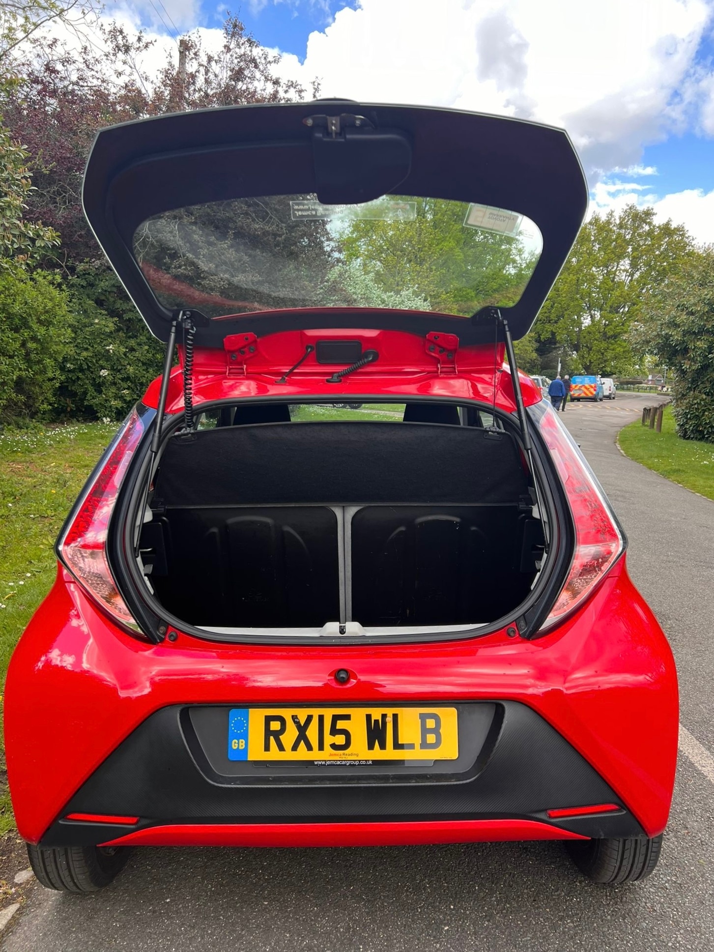 Used Toyota AYGO 2015 for sale - 73050936: Photo 8