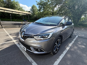 Used Renault Scenic 2017 for sale - 79304151: Photo