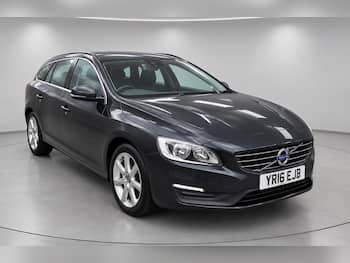 Used Volvo V60 2018 for sale - 79830985: Photo
