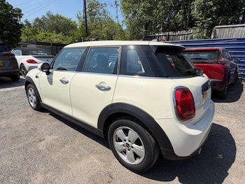 Used MINI Hatch 2019 for sale - 79304162: Photo