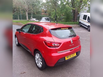 Used Renault Clio 2018 for sale - 79830839: Photo