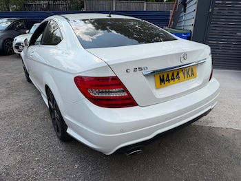 Used Mercedes-Benz C Class 2012 for sale - 79303961: Photo