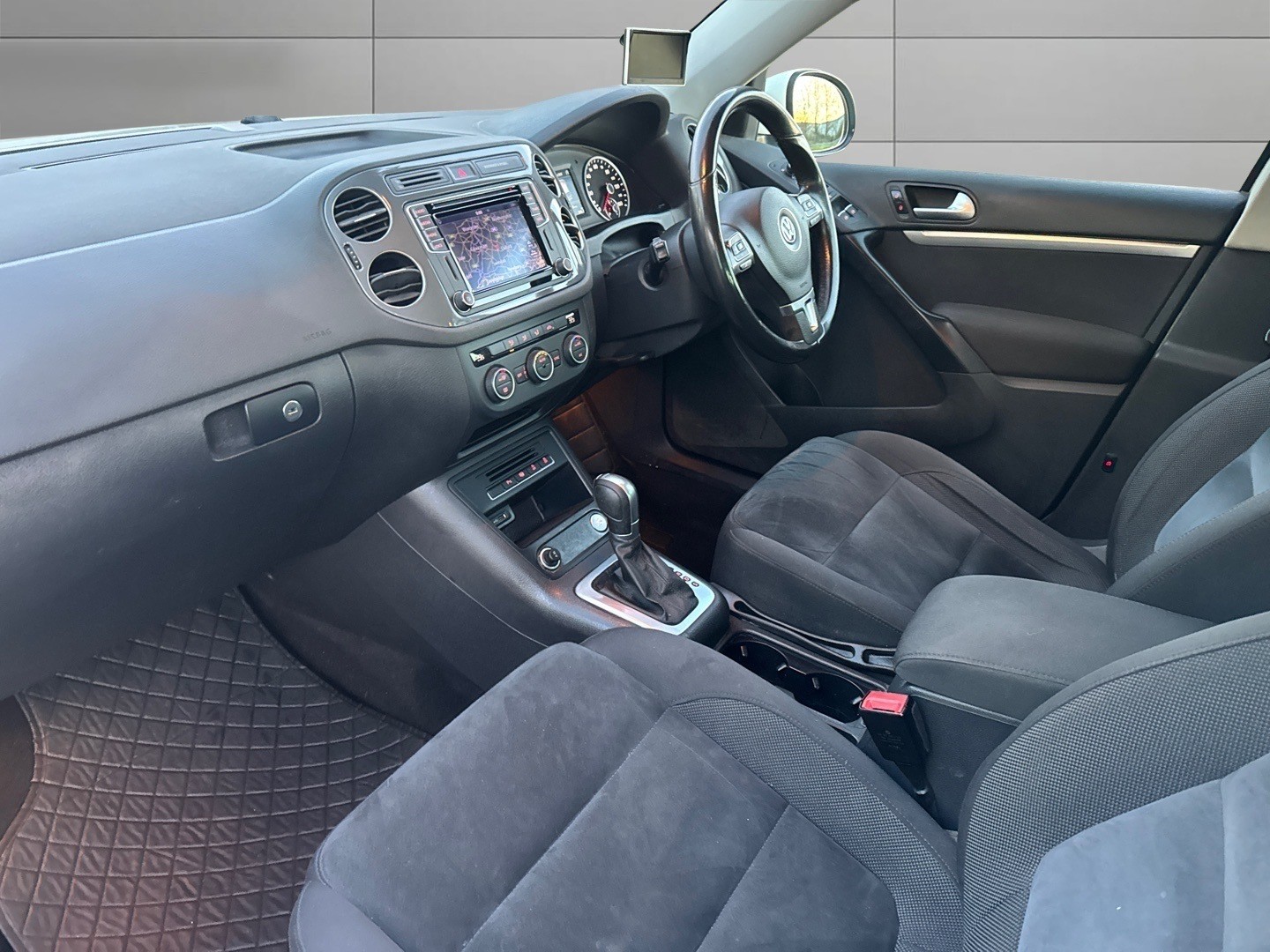 Used Volkswagen Tiguan 2016 for sale - 76662738: Photo 12