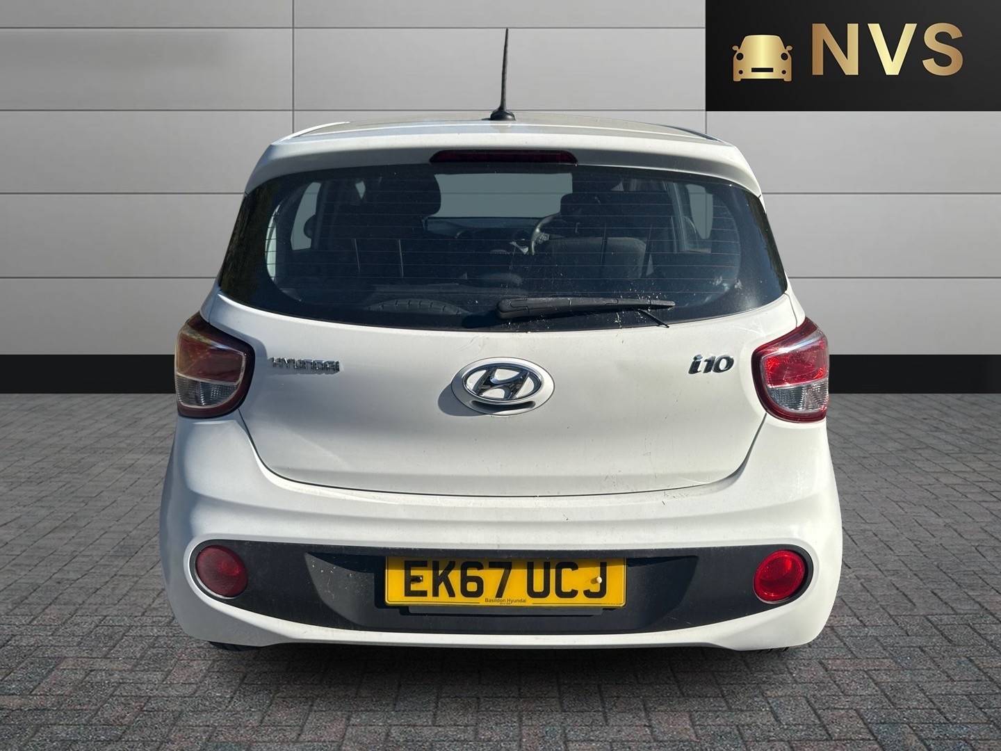 Used Hyundai i10 2017 for sale - 76075997: Photo 6