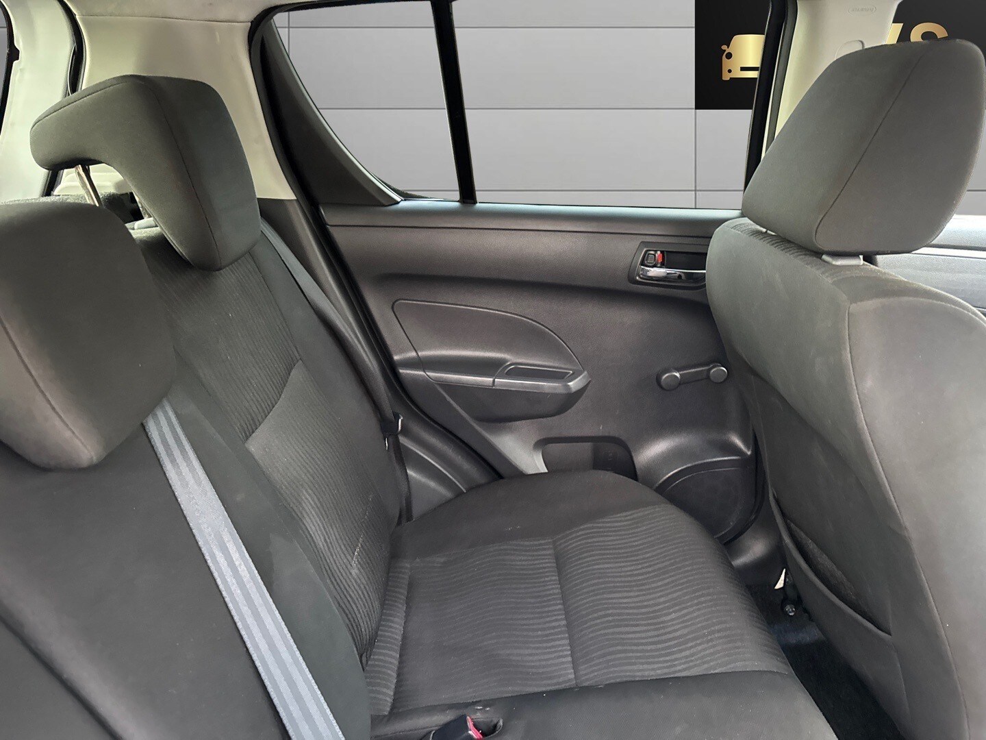 Used Suzuki Swift 2013 for sale - 76706142: Photo 11