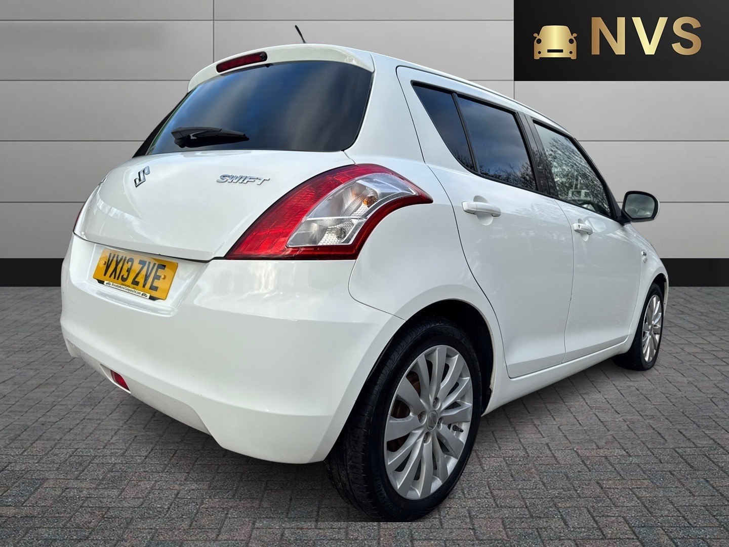 Used Suzuki Swift 2013 for sale - 76706142: Photo 7