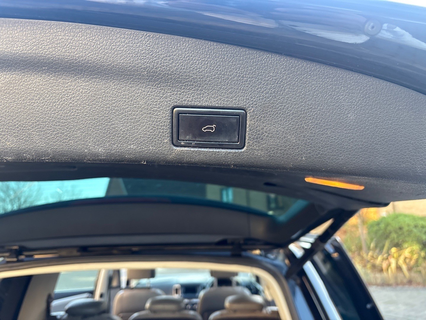 Used Volkswagen Sharan 2013 for sale - 77052979: Photo 15