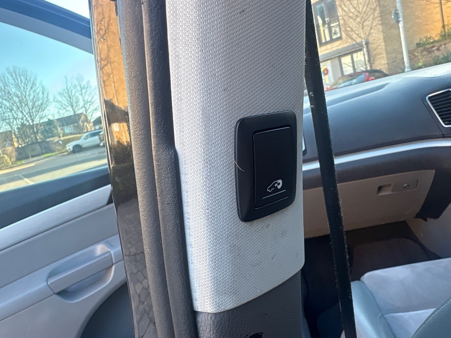 Used Volkswagen Sharan 2013 for sale - 77052979: Photo 17