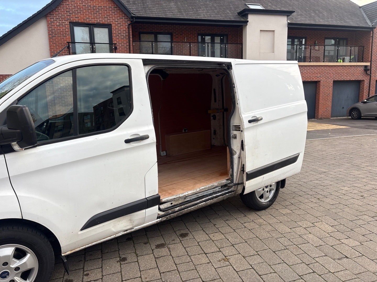 Used Ford Transit Custom 2015 for sale - 76421844: Photo 14