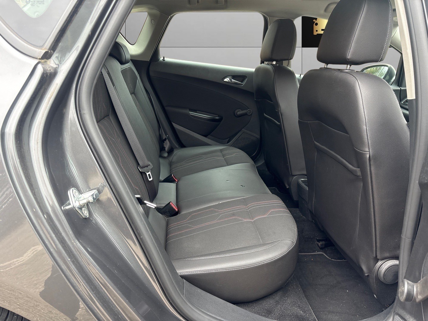 Used Vauxhall Astra 2012 for sale - 77649542: Photo 11