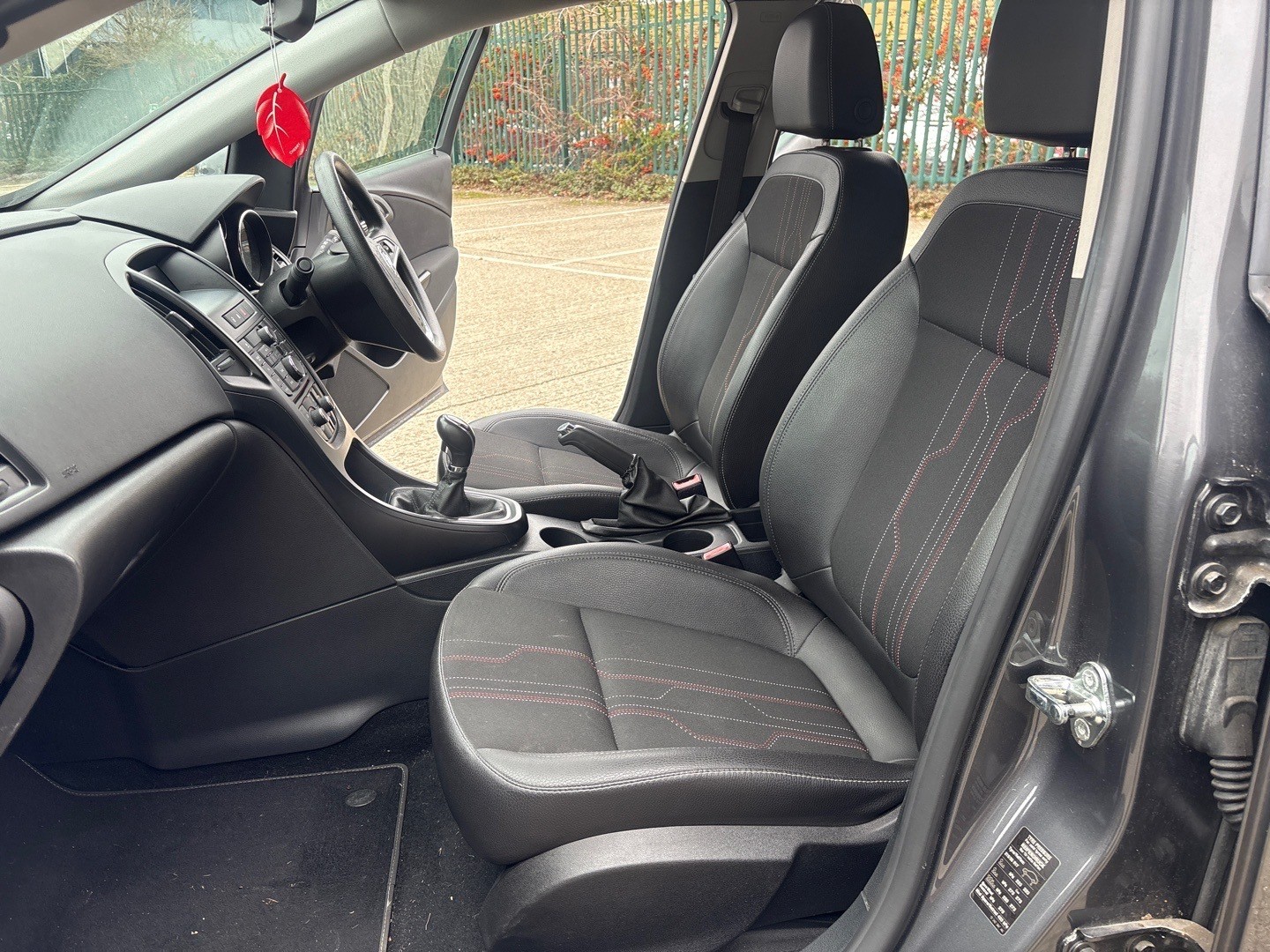 Used Vauxhall Astra 2012 for sale - 77649542: Photo 13