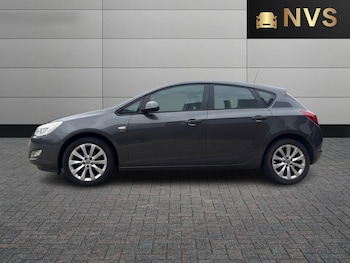 Used Vauxhall Astra 2012 for sale - 77649542: Photo