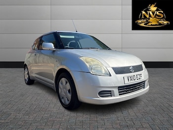 Used Suzuki Swift 2010 for sale - 79524640: Photo