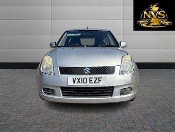 Used Suzuki Swift 2010 for sale - 79524640: Photo