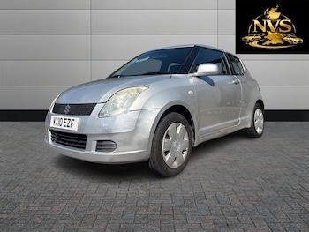 Used Suzuki Swift 2010 for sale - 79524640: Photo