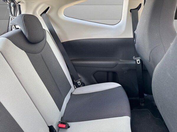 Used Toyota AYGO 2016 for sale - 75615844: Photo 11
