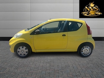 Used Peugeot 107 2011 for sale - 79150335: Photo