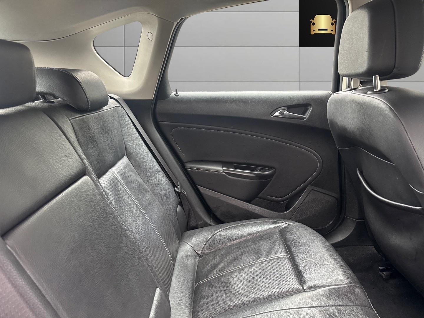 Used Vauxhall Astra 2013 for sale - 77616339: Photo 11