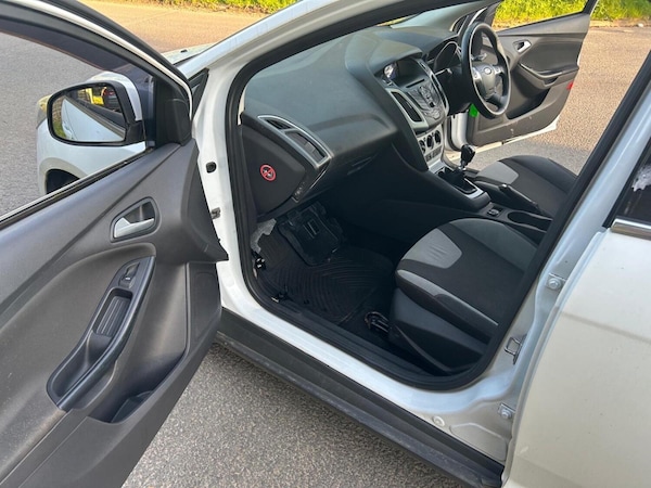 Used Ford Focus 2012 for sale - 71380898: Photo 10