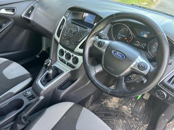 Used Ford Focus 2012 for sale - 71380898: Photo 12