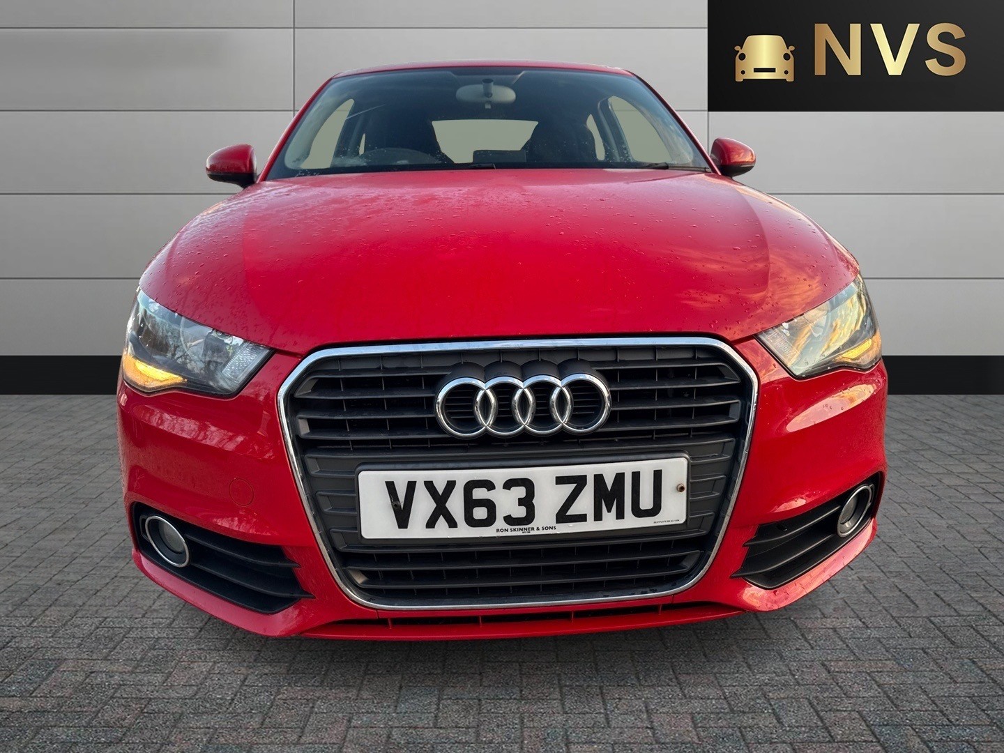 Used Audi A1 2013 for sale - 76624417: Photo 2