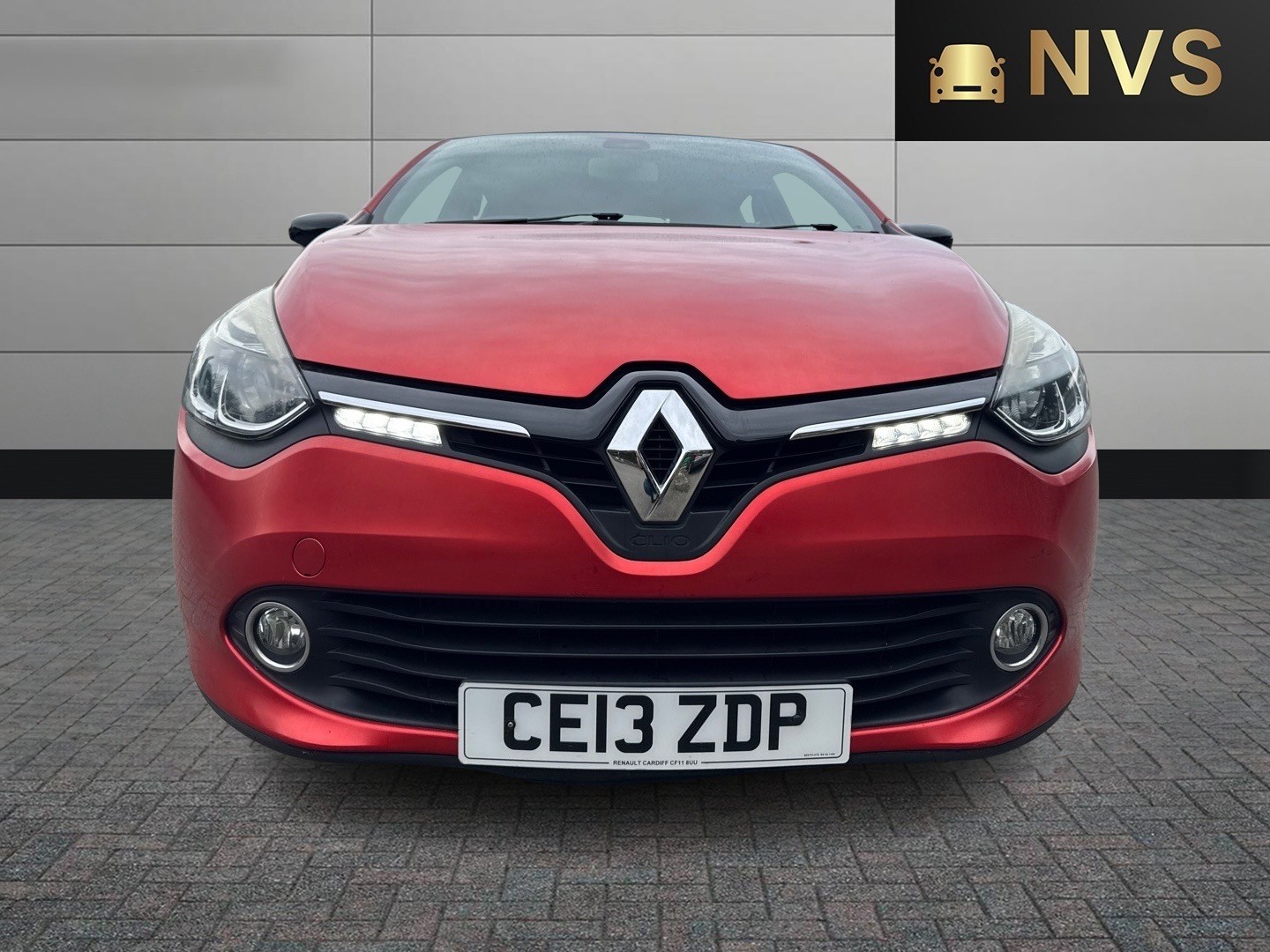 Used Renault Clio 2013 for sale - 76142525: Photo 2