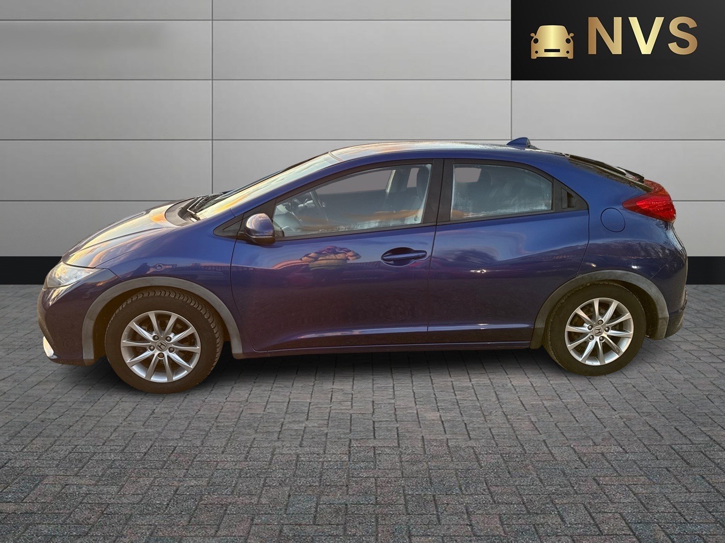 Used Honda Civic 2012 for sale - 76624433: Photo 4