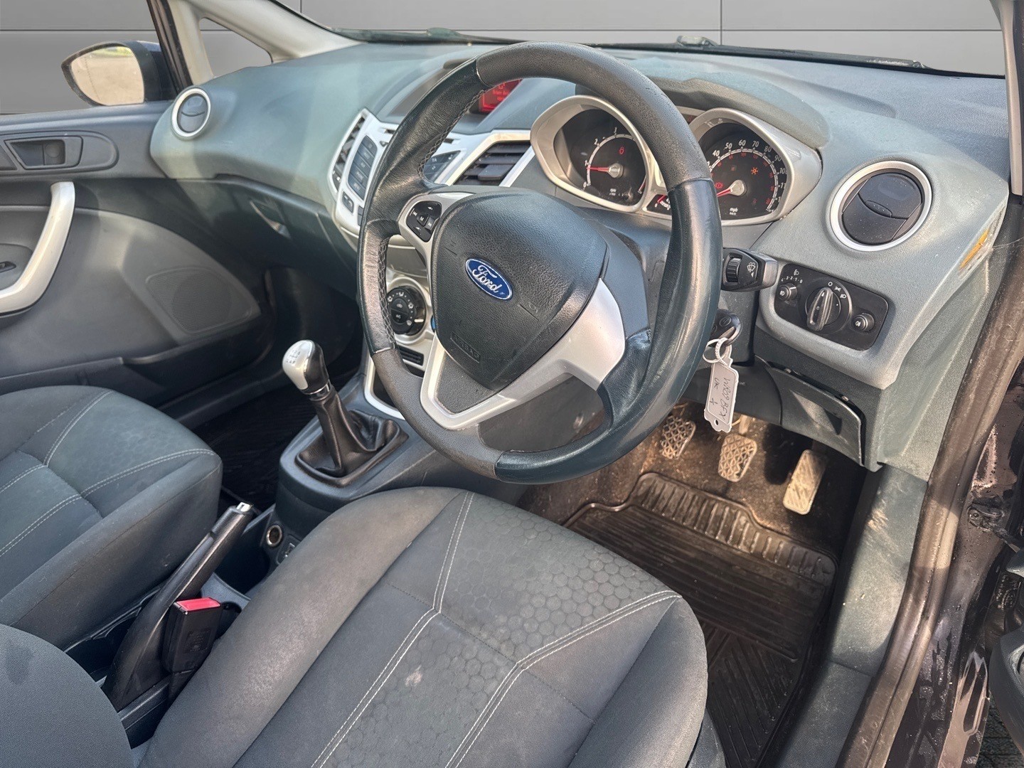 Used Ford Fiesta 2009 for sale - 77085301: Photo 9