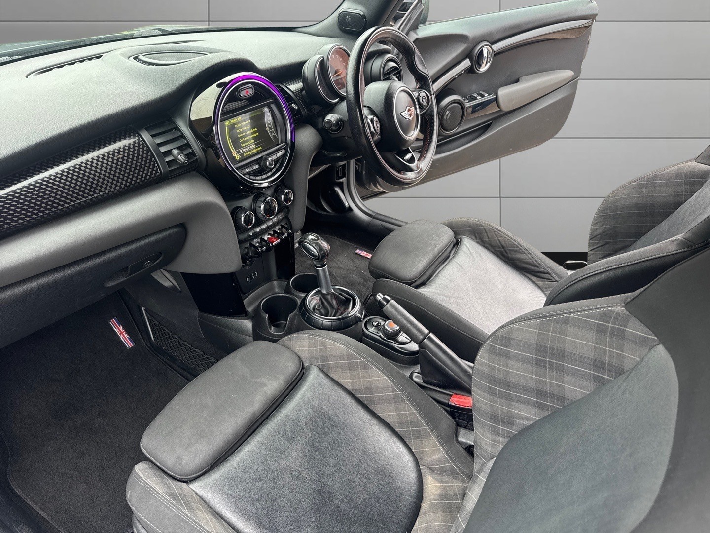 Used MINI Convertible 2016 for sale - 78077833: Photo 12