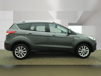 Used Ford Kuga 2015 for sale - 78267014: Photo