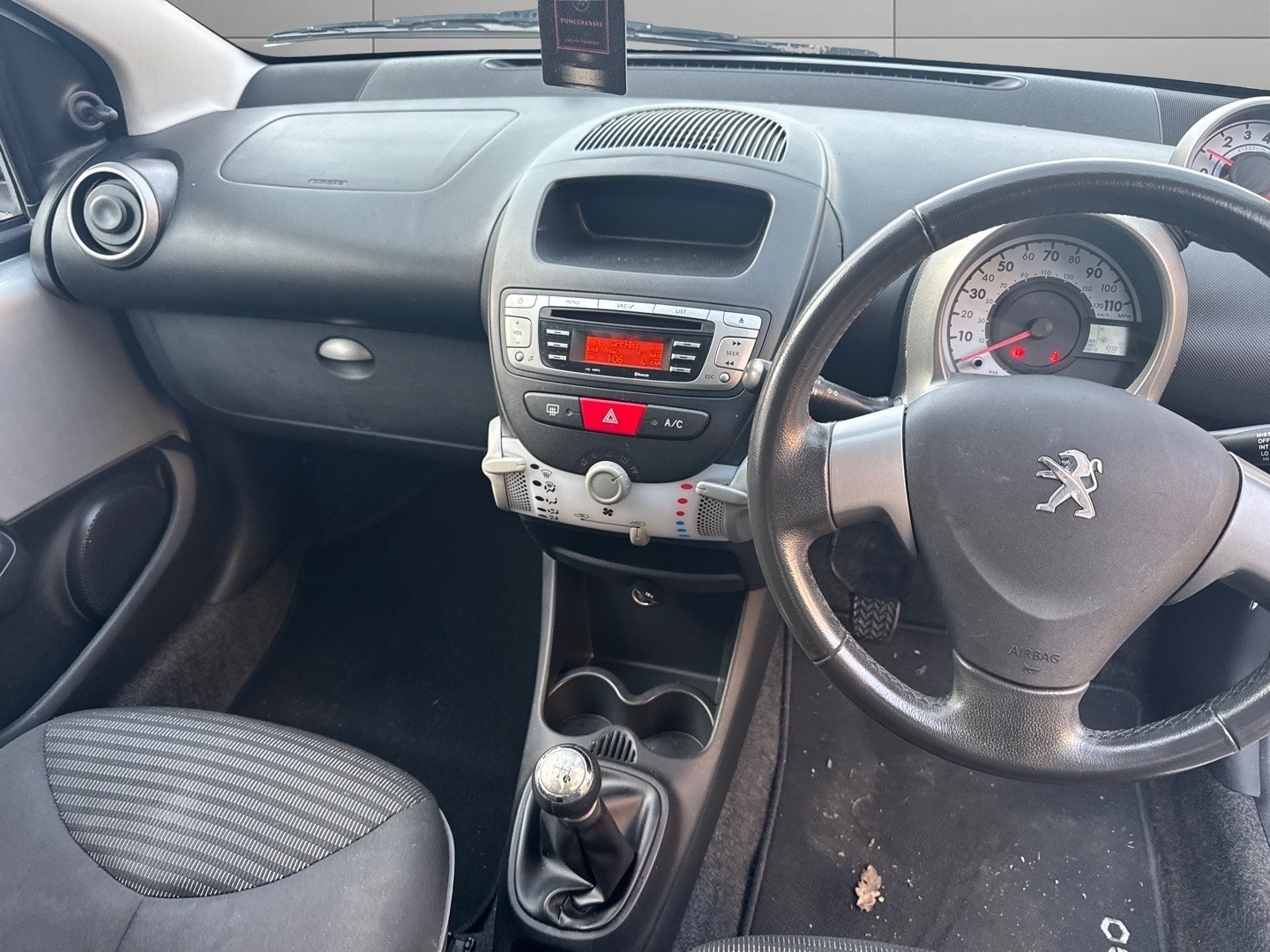 Used Peugeot 107 2013 for sale - 76940070: Photo 10