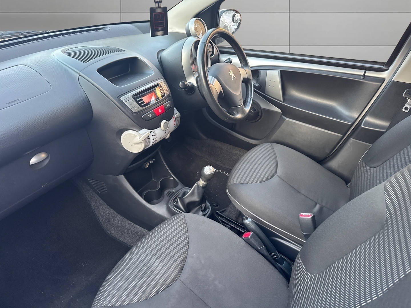 Used Peugeot 107 2013 for sale - 76940070: Photo 12