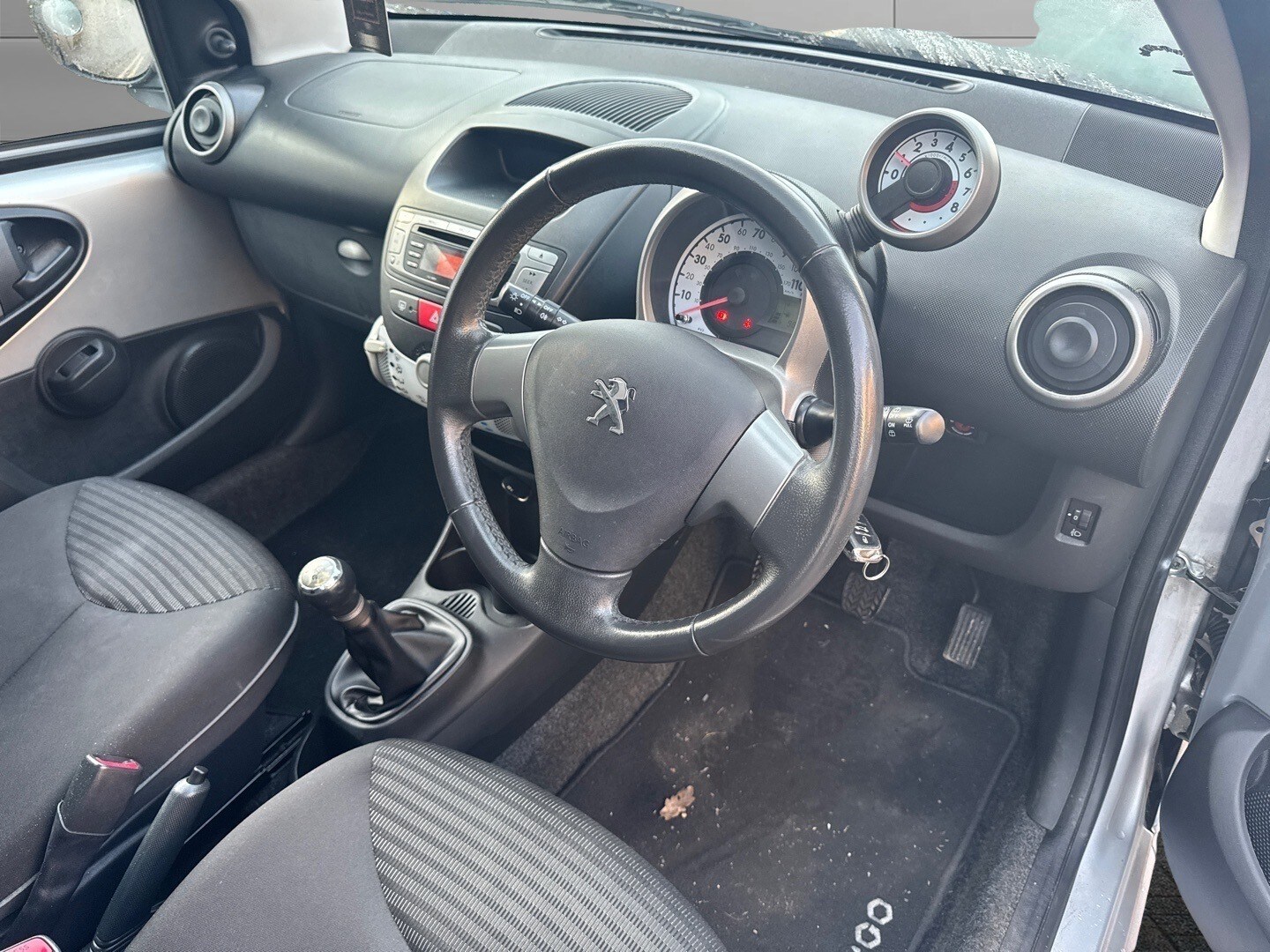 Used Peugeot 107 2013 for sale - 76940070: Photo 9