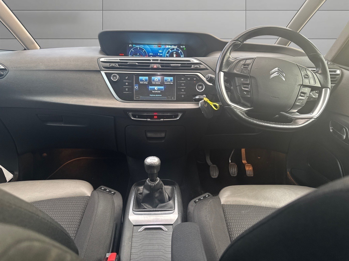 Used Citroen C4 Picasso 2015 for sale - 76618631: Photo 10