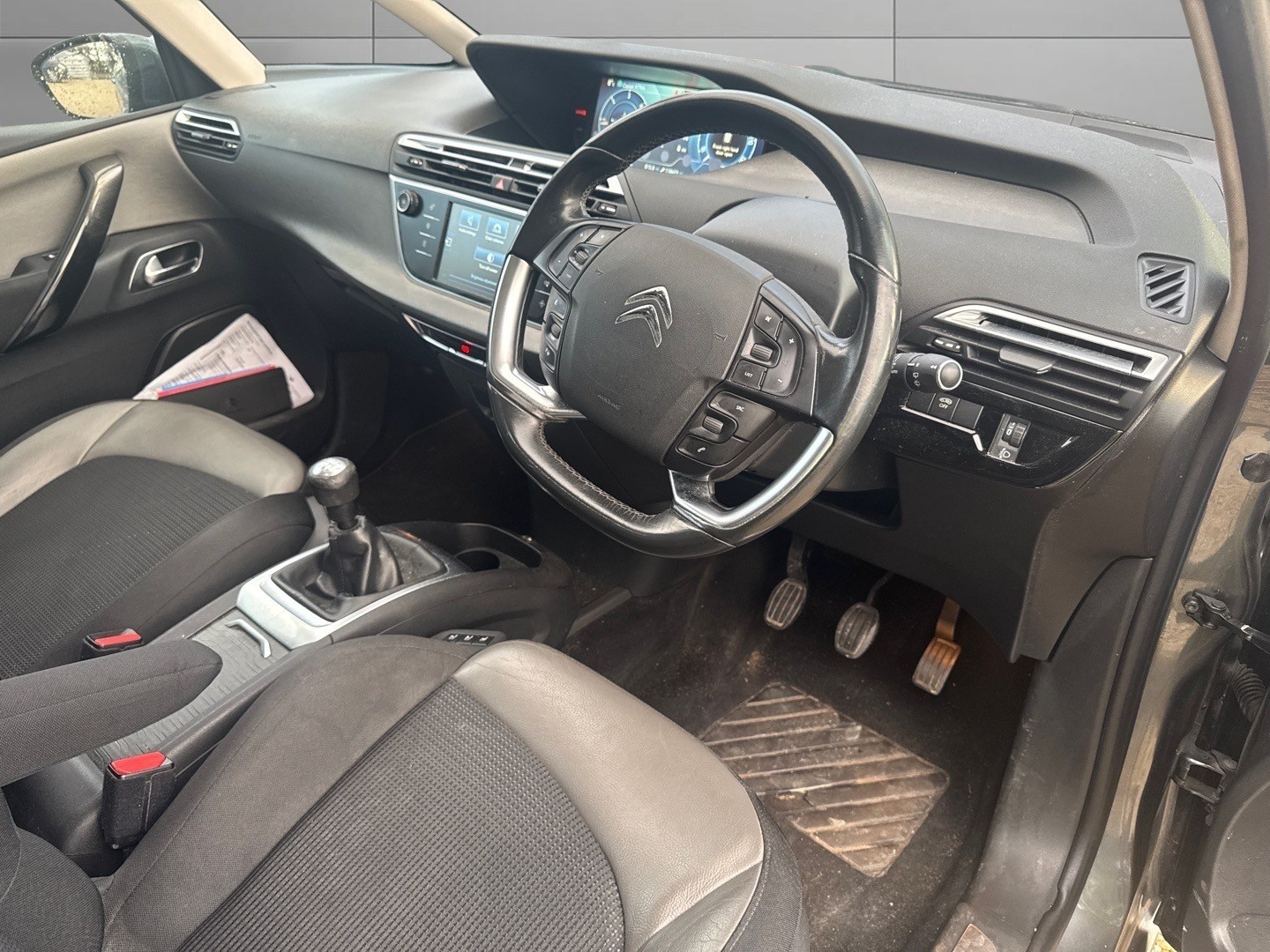 Used Citroen C4 Picasso 2015 for sale - 76618631: Photo 9