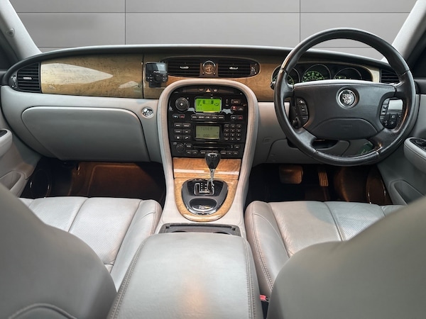 Used Jaguar XJ 2003 for sale - 76316390: Photo 10