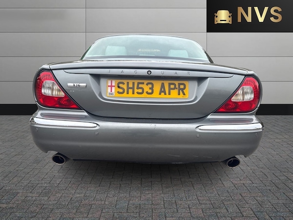 Used Jaguar XJ 2003 for sale - 76316390: Photo 6